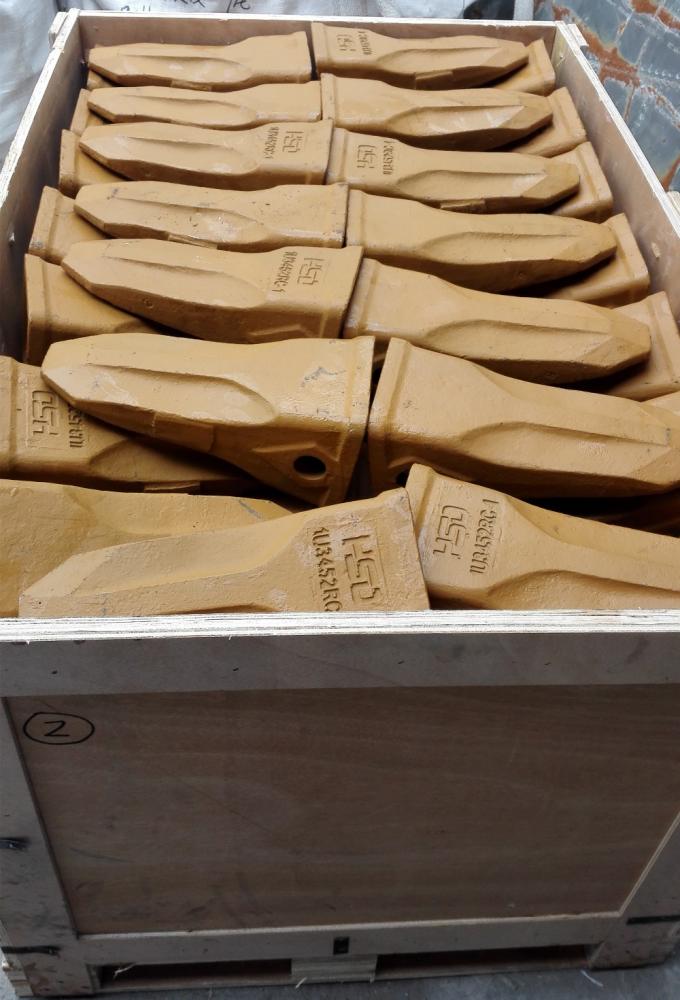 निर्माण मशीनरी खुदाई इंजन के पुर्जे रबड़ युग्मन परख 160H 12