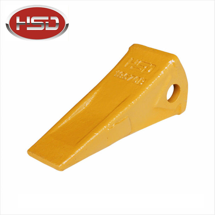 PC200  high quality excavator spare parts bucket teeth